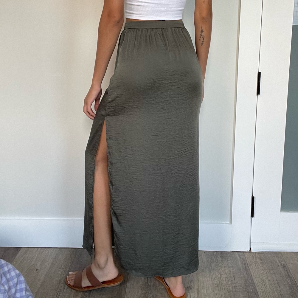 Beach please ⛱ - Picture 3 of 5